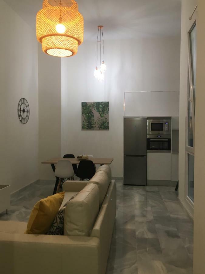 קדיז Apartamento Nuevo En Casa Tipo Palacio מראה חיצוני תמונה